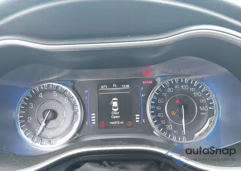 2016 Chrysler 200 Limited z USA, uszkodzony, nr VIN 1C3CCCAB2GN105694